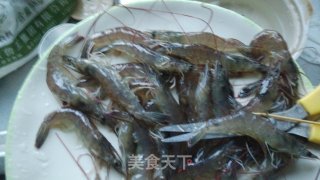 茄汁开背对虾的做法步骤：2