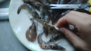 茄汁开背对虾的做法步骤：3