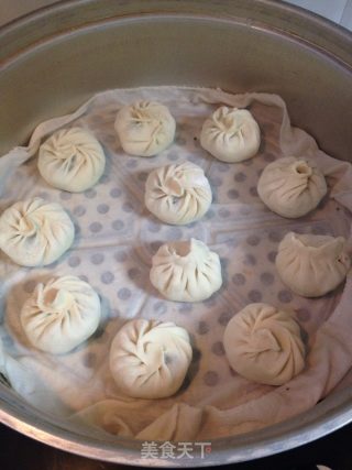 大叶芹包子的做法步骤：4