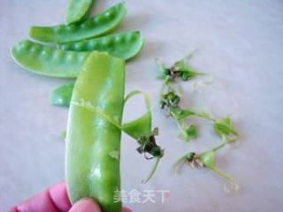 零厨艺新手的感恩菜——香菇炒荷兰豆的做法步骤：3
