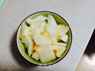 菠萝雪梨奶昔的做法步骤：4
