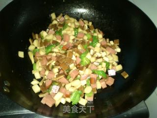 炒三丁的做法步骤：4