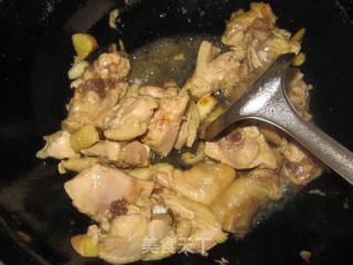 小鸡炖蘑菇的做法步骤：12