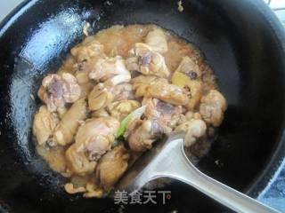 小鸡炖蘑菇的做法步骤：16