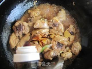 小鸡炖蘑菇的做法步骤：17
