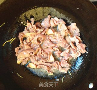茄汁青椒肉片的做法步骤：5