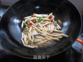 茄汁炒藕带的做法步骤：8