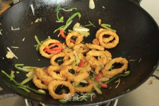 香酥鱿鱼圈的做法步骤：12