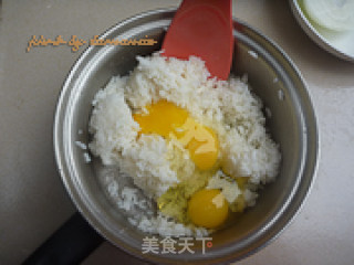 茄汁牛肉炒饭的做法步骤：2