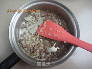 茄汁牛肉炒饭的做法步骤：8