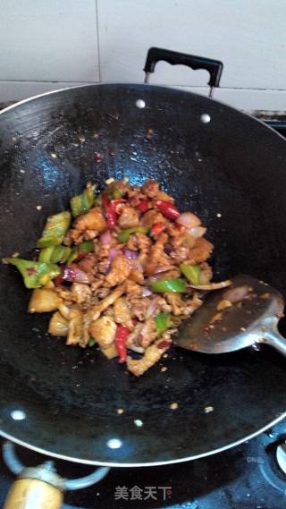 农家小炒肉的做法步骤：8