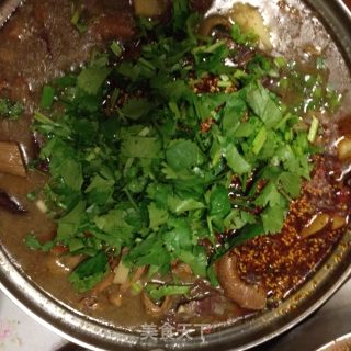 香辣羊杂汤的做法步骤：1