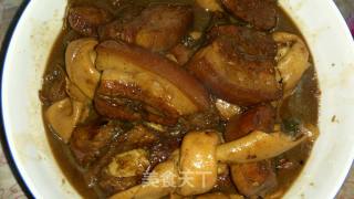 酸辣红烧肉炖百叶卷的做法步骤：5