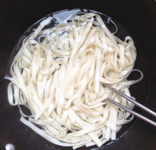 茄子肉酱面的做法步骤：9