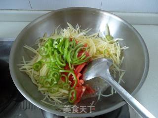 家常土豆丝的做法步骤：5