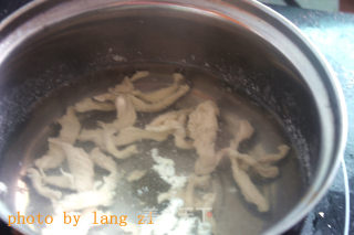 沙拉汁拌面的做法步骤：4