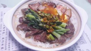 广式腊味煲仔饭的做法步骤：12
