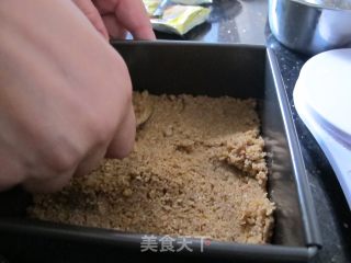 慕斯蛋糕的做法步骤：1
