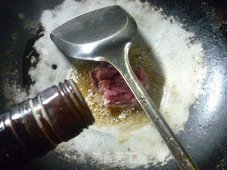香菇里脊肉炒胡萝卜的做法步骤：5