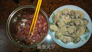 呀呀家的蛤蜊蒸猪肉的做法步骤：1