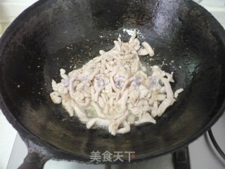 鱼香肉丝的做法步骤：7