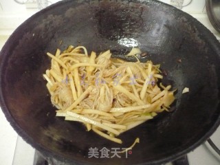 魔芋丝结烧冬笋的做法步骤：7
