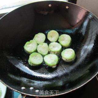 锅塌丝瓜盒子的做法步骤：6