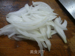 白洋葱炒鸡蛋的做法步骤：3