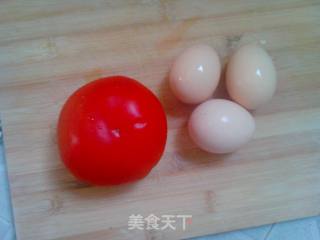 西红柿炒鸡蛋的做法步骤：1