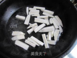 芦笋茭白炒豆干的做法步骤：5