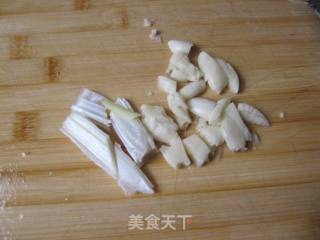 芦笋茭白炒豆干的做法步骤：7