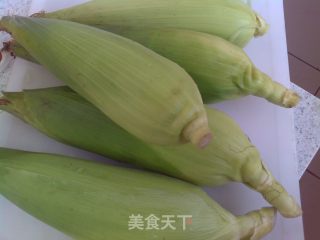玉米叶包粽子的做法步骤：1