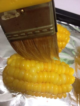 烤玉米的做法步骤：3