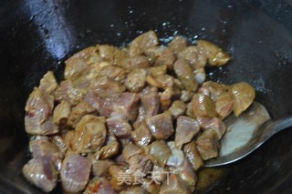 土豆烧牛肉的做法步骤：5