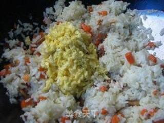 茄汁什锦炒饭的做法步骤：7