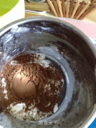 电饭锅巧克力蛋糕的做法步骤：6