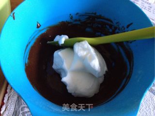 电饭锅巧克力蛋糕的做法步骤：12