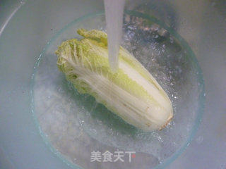 娃娃菜炒粉丝的做法步骤：2