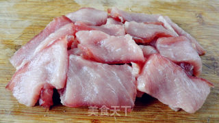 茄汁里脊肉片的做法步骤：2