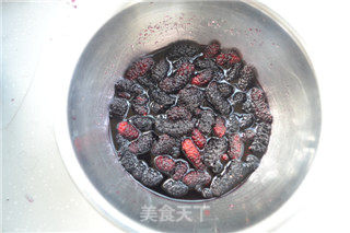 桑葚果酱的做法步骤：3
