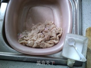 雪菜烧大肠的做法步骤：2
