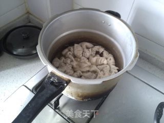 雪菜烧大肠的做法步骤：4