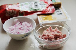 番茄酱汁浇豆腐的做法步骤：1