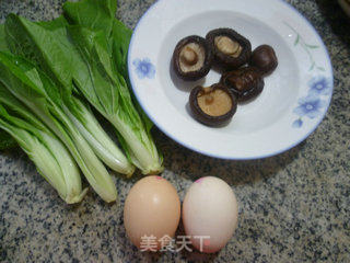 香菇小白菜鸡蛋汤的做法步骤：1