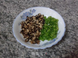 菇菇肉饼的做法步骤：1