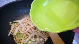蛋炒饼的做法步骤：5