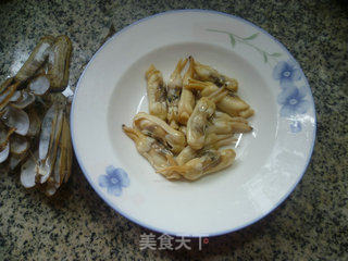 蛏子开洋炒小白菜的做法步骤：4