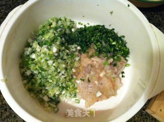 紫甘蓝虾仁馄饨的做法步骤：7