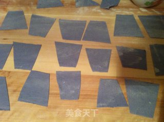 紫甘蓝虾仁馄饨的做法步骤：8
