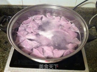 紫甘蓝虾仁馄饨的做法步骤：10